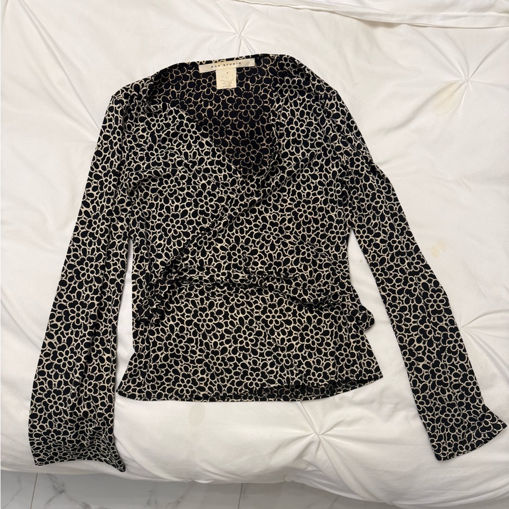 Max Studio Black and Cream Floral Blouse